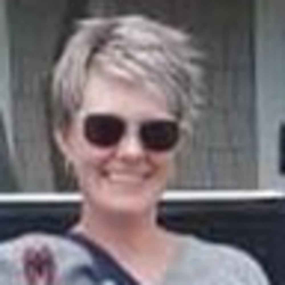 Meet your Posher, Joy